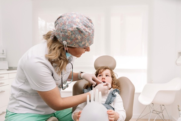 Ask A Kid Friendly Dentist: Minimizing The Dental Effects Of Thumb Sucking
